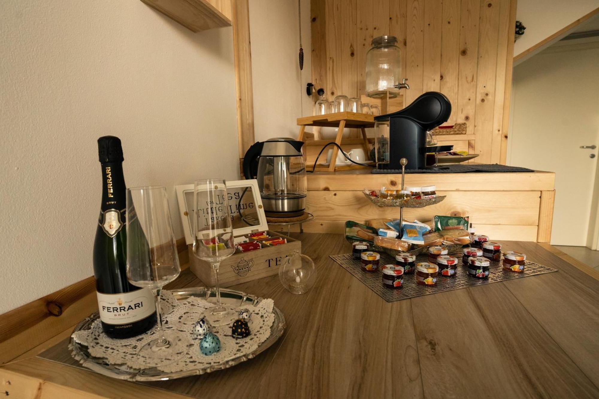 Villa Zoe - Suite Con Sauna Margone  Eksteriør bilde
