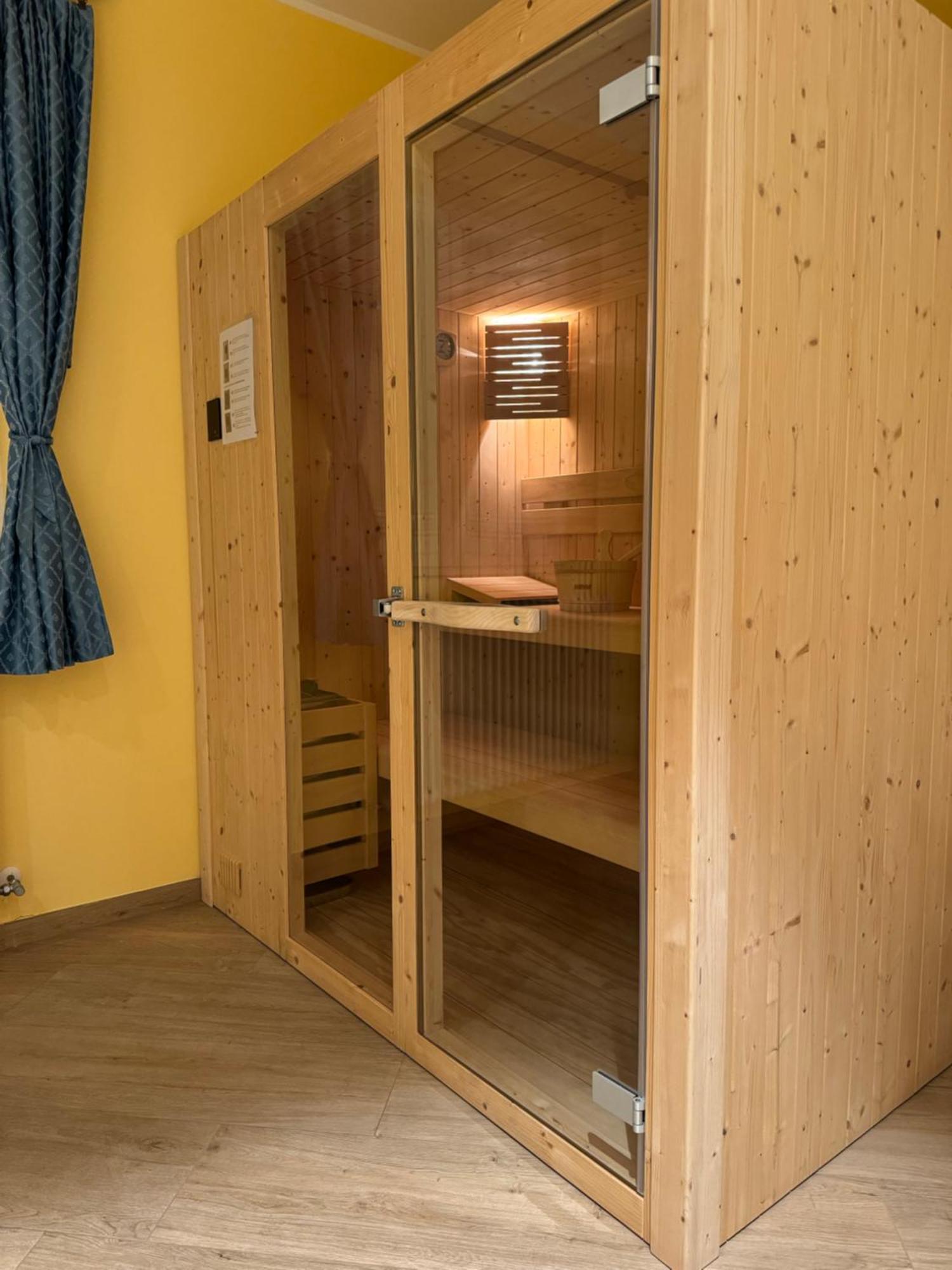 Villa Zoe - Suite Con Sauna Margone  Eksteriør bilde